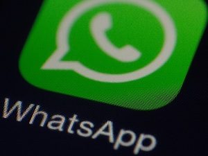 Unlocking Efficiency: WhatsApp Passkeys for Business Owners
