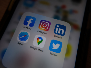 Guard Against LinkedIn Smart Links Phishing: Your Guide