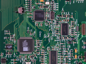 Maximize Efficiency: Key Tech Tools for Business Growth